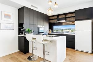 5th Floor Beachside Ocean View With Wi-Fi, Pool and Gym - Booking Information and Policies