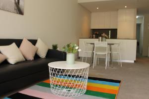 Exquisite Family Home +Parking, Close to CBD - Location and Accessibility