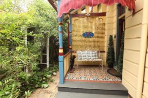 Mountain Whispers Varenna Luxury - Child and Pet Policy