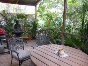 Orchard Garden - Exploring the Grounds