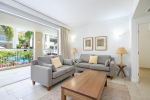 Poolside Apartment, Near Main Beach - Guest Reviews & Feedback