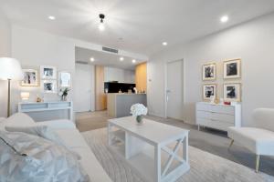 Queen St Residence - Booking Your Stay