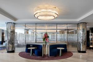 The Royce - Dining Options