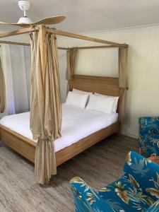 Turtle Cove Lake Front Cabin 300m To Beach - Nearby Attractions