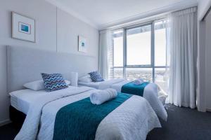 Apartment With Ocean Views - Booking and Reservation Information