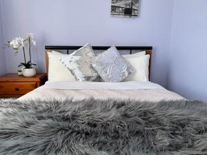 Blackwood House - Booking and Policies