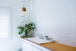 Empire Spa Retreat - House Rules and Policies