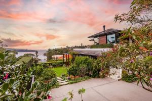 MetaWise Luxe 6Bed Ocean View Home in Mosman - Plan Your Stay