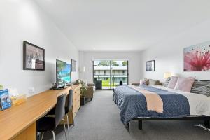 On the Beach - FREE WIFI & NETFLIX - Booking Your Stay