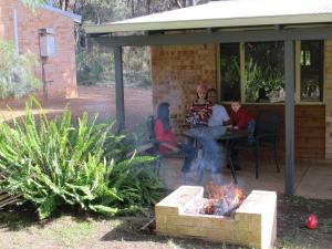 Peppermint Brook Cottages - Nearby Attractions and Activities