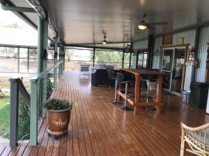 Riverside Farm Retreat - Policies and Booking