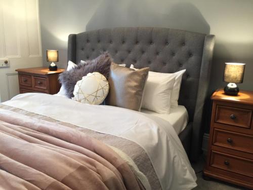 Blackwood House - About Your Stay