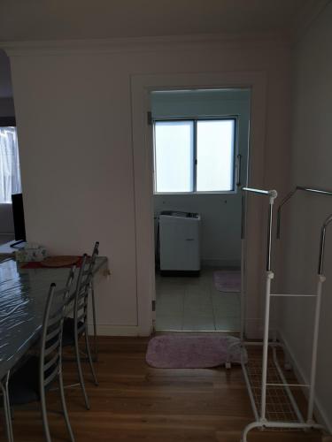 DIANELLA Budget Rooms Happy Place to Stay - About Your Stay