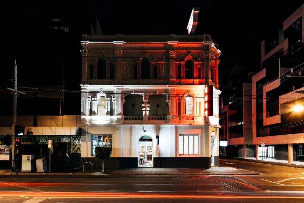 East Brunswick Hotel Review