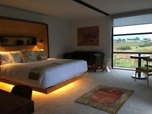 Hotel California Road at Inkwell Wines - About Your Stay