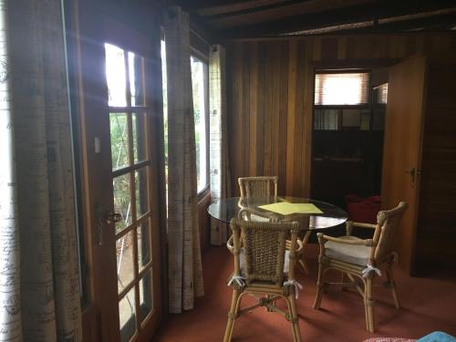 Kentia Palms - About Your Stay