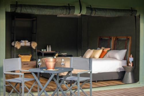 Mt Mulligan Lodge - About Your Stay