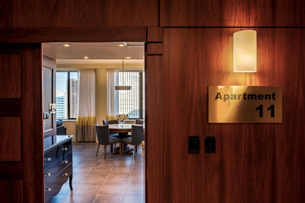 Suite 11 Victoria Square Review