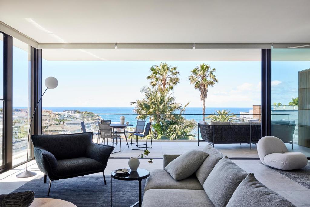 Tamarama House Review