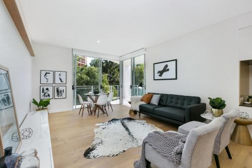 Ultra Modern 2 Bdrm in St Leonards Crows Nest - 803NOR - About Your Stay