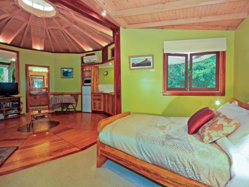 Wollumbin Palms Rainforest Retreat - About Your Stay