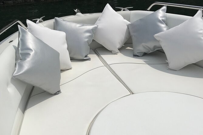 1 and a Half Hour Private Boat Tour on Lake Como - Meeting and Pickup