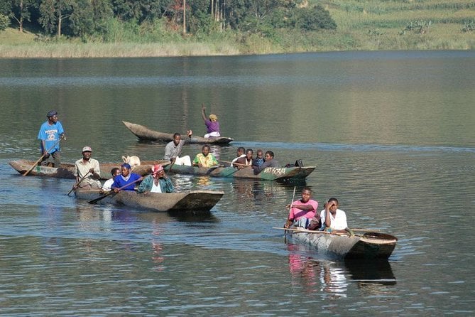10DAYS Uganda Mountain Gorillas, Volcanoes and Lake Bunyonyi