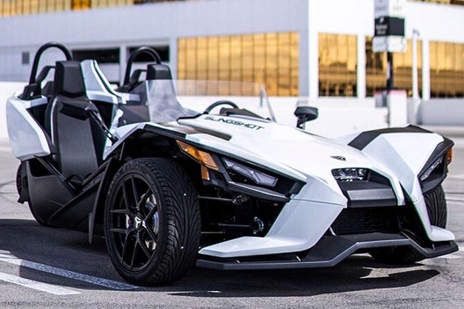 12 Hour Slingshot Rental in Philadelphia