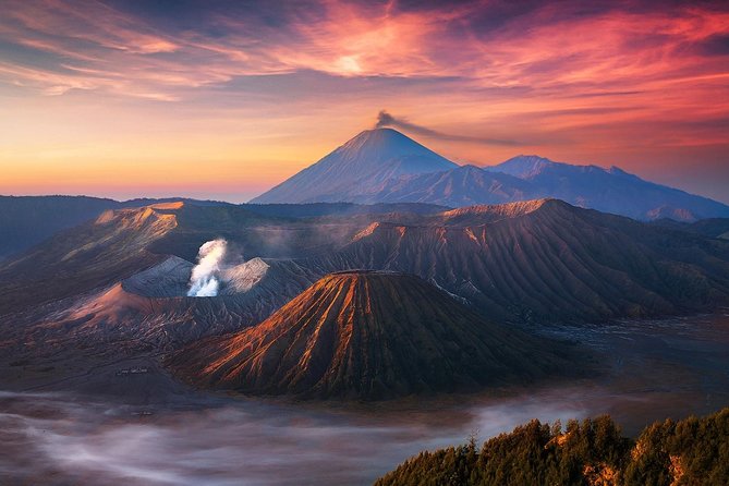 1Day – Bromo Sunrise Madakaripura via Surabaya