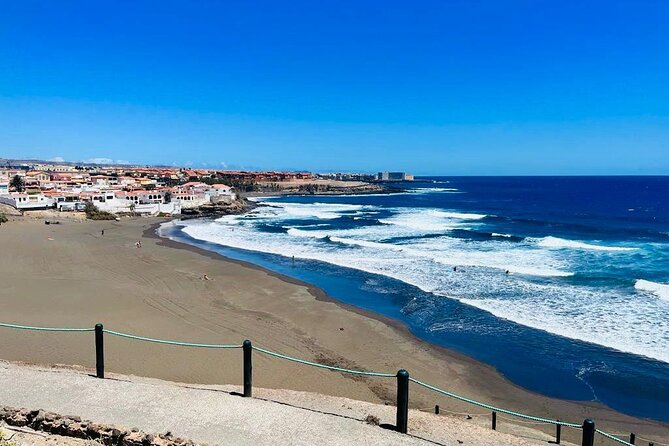 7-Day Surf Camp Beachfront House and Lessons in Gran Canaria - Surf Lessons and Instruction