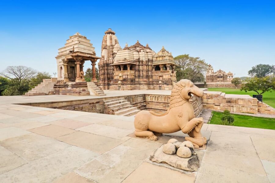 A Trip of Khajuraho, Orchha, Gwalior From Delhi in 5 Days