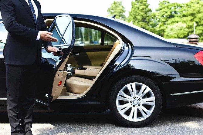 Airport Shuttle։ One Way Transfer From Airport Service in Armenia