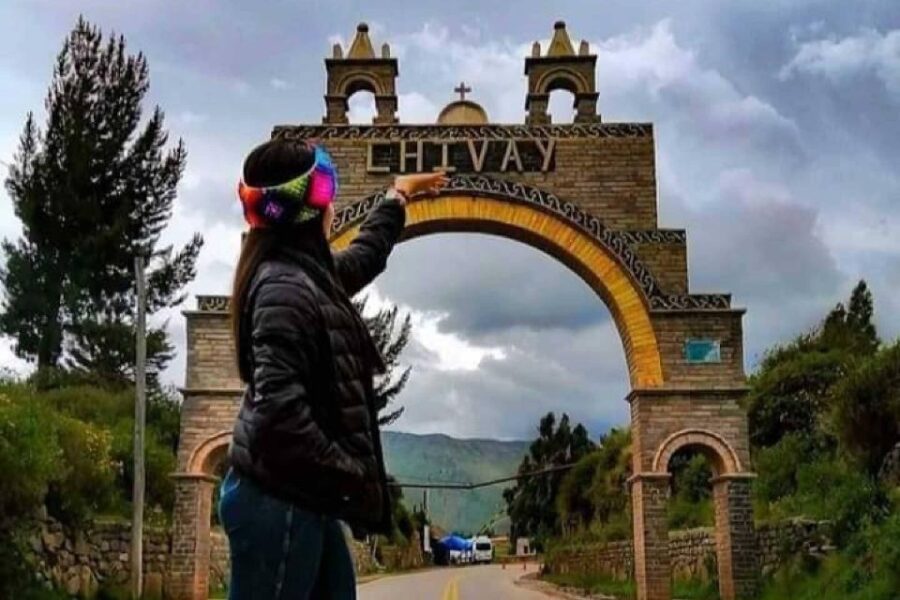Arequipa: Colca Valley and Condor Viewpoint 2 Days/1 Night