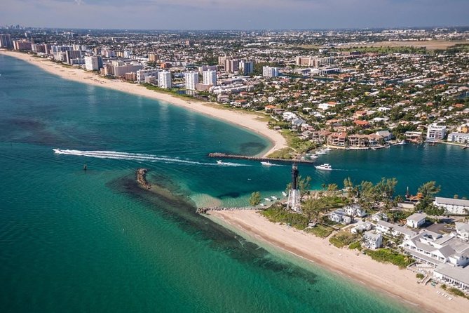 Arrival Private Transfer: Airport FLL to Fort Lauderdale in Luxury Car