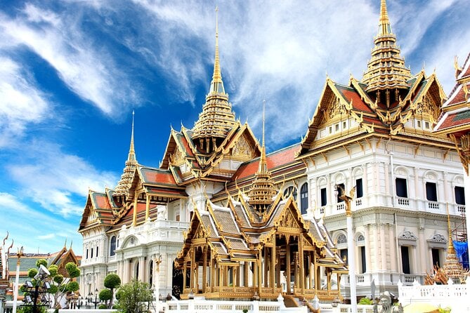 Bangkok By Day: Grand Palace, Wat Pho and Wat Arun by Tuk Tuk
