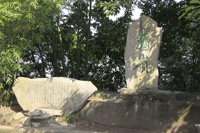 Best of Chongqing One Day Tour: Stilwell Museum, Arhat Temple, Eling Park, Panda