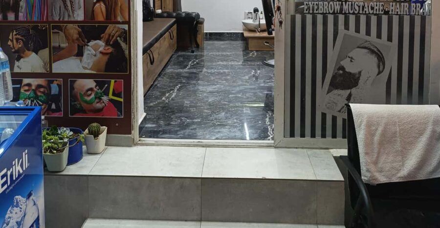 Bodrum Barber Experience(Haircut,Shave and Shoulder Massage)