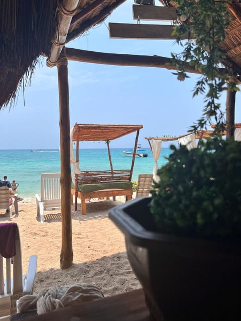Cartagena: Private Beach on Baru Island ALL INCLUSIVE