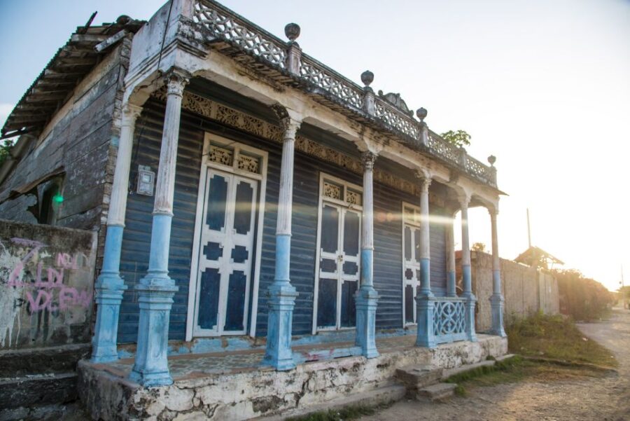 Cartagena: Rosario Island and Mangroves Private Day Trip