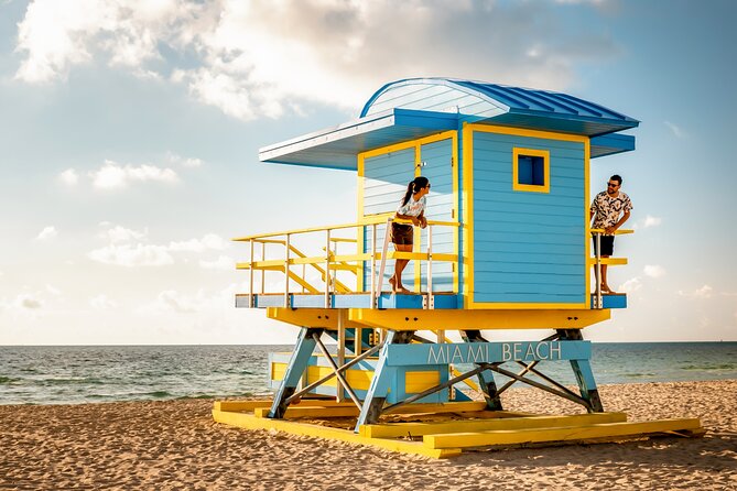 Charming Corners of Miami Walking Tour for Couples