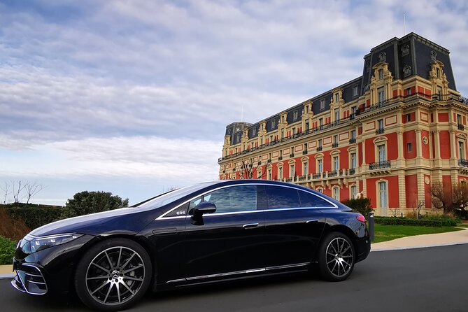 Chauffeured Transfer Between Biarritz Airport, Train Station and City Center