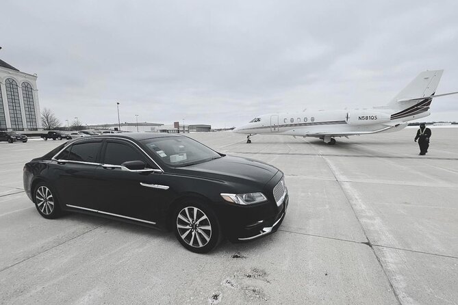 Chicago Top Executive Limo Service- Chauffeur Service