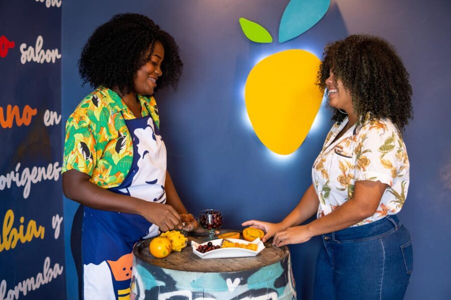 Colombian Fruits and Paila Ice Cream Tasting - Fruit Exploration