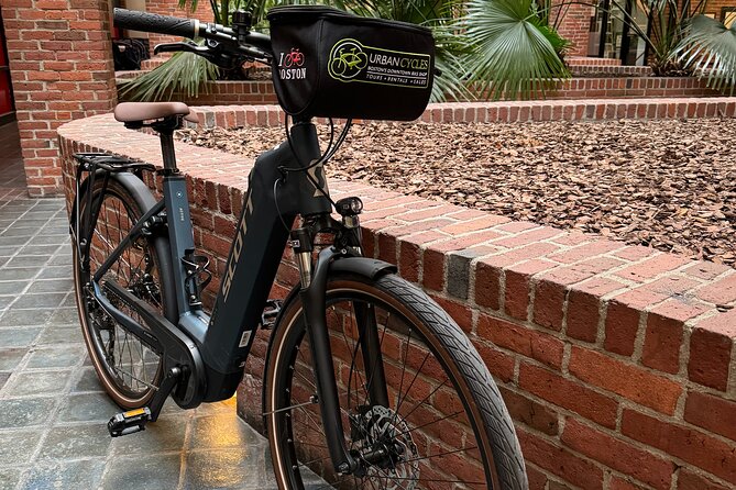 Comfort Electric Assist Bicycle Rental in Boston