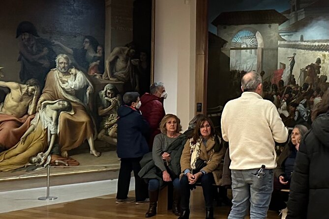 Cultural Walking Tour of Malasaña With Tapas