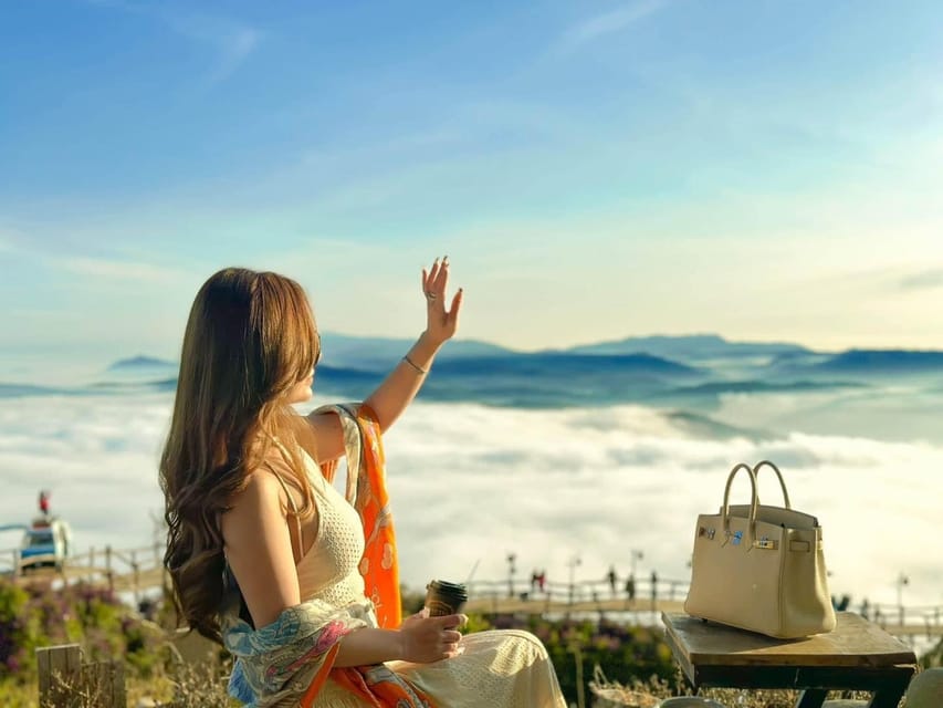 Da Lat Sunrise Cloud Chasing: A Nature Lovers Dream - Breathtaking Sunrise at Cau Dat