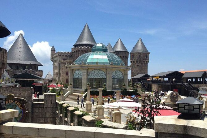 Da Nang: Ba Na Hills and Golden Bridge Small Group Tour