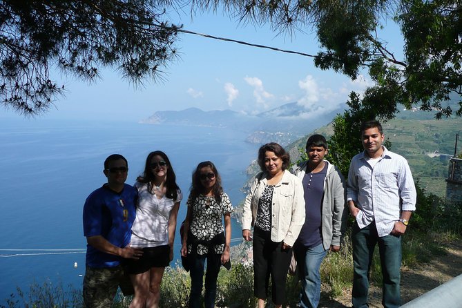 Day Trip to Cinque Terre by Deluxe Minivan & Hiking - Itinerary Highlights