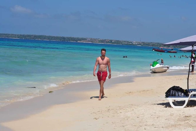 Day Trip to Playa Blanca Barú by Land