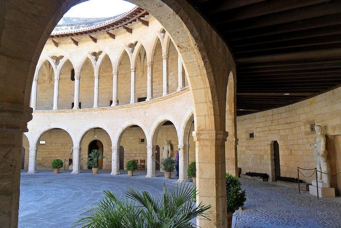 Discover the Major Cultural Attractions of Palma De Mallorca on a Private Tour